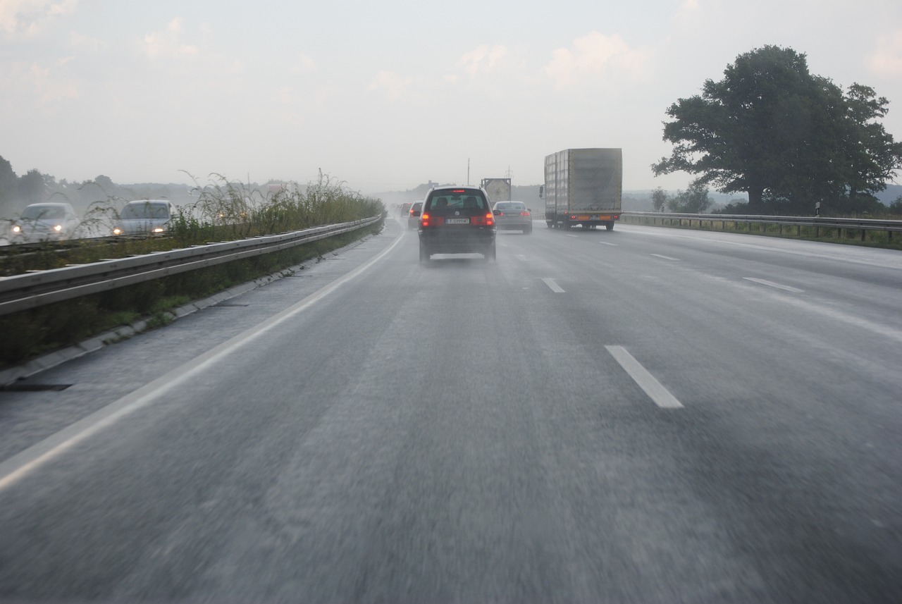 深圳國(guó)三車最新消息，政策調(diào)整與市場(chǎng)動(dòng)態(tài)更新