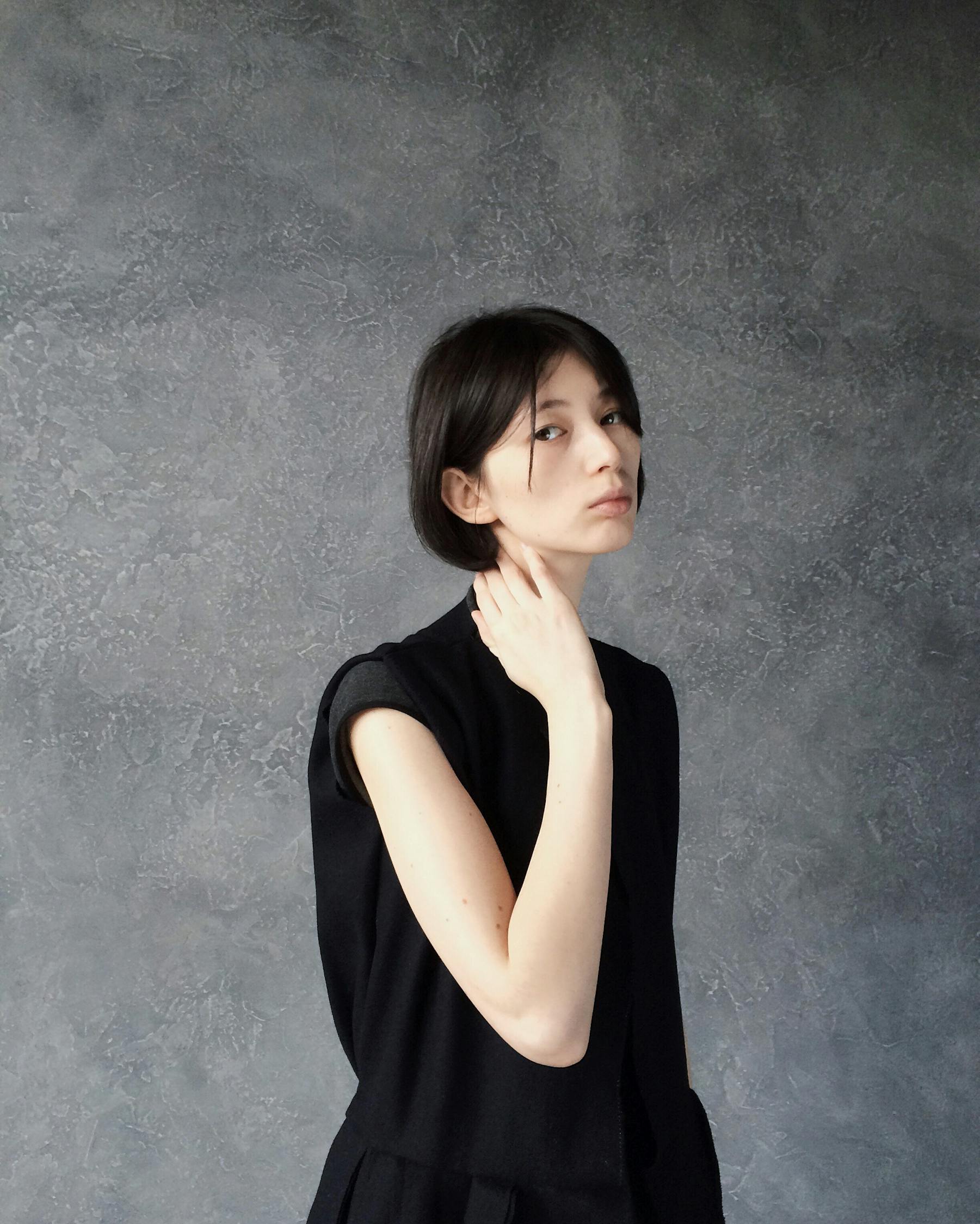 歐美風(fēng)女頭像最新時(shí)尚潮流版本，詮釋時(shí)尚魅力的精選頭像
